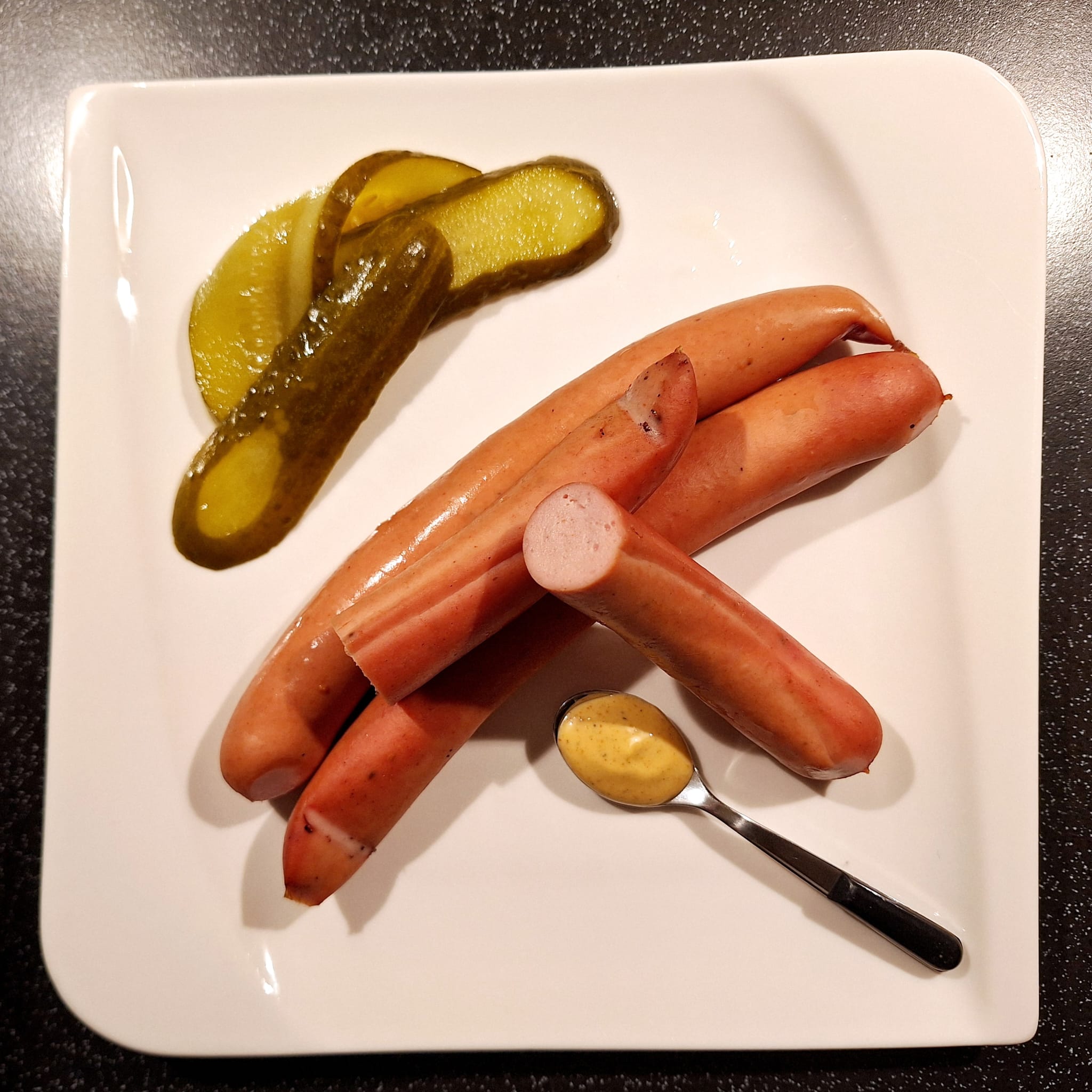 Fleisch und Wurst aus eigener Haltung